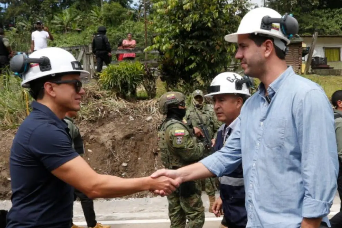 Roberto Luque (der),ministro de Infraestructura, es uno de los funcionarios de confianza del Presidente Daniel Noboa., Foto: Archivo