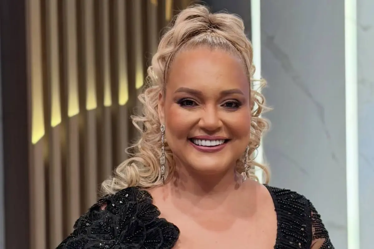 Katty Elisa festejó su cumpleaños con el lanzamiento del videoclip de Esta es mi fiesta., Redes sociales