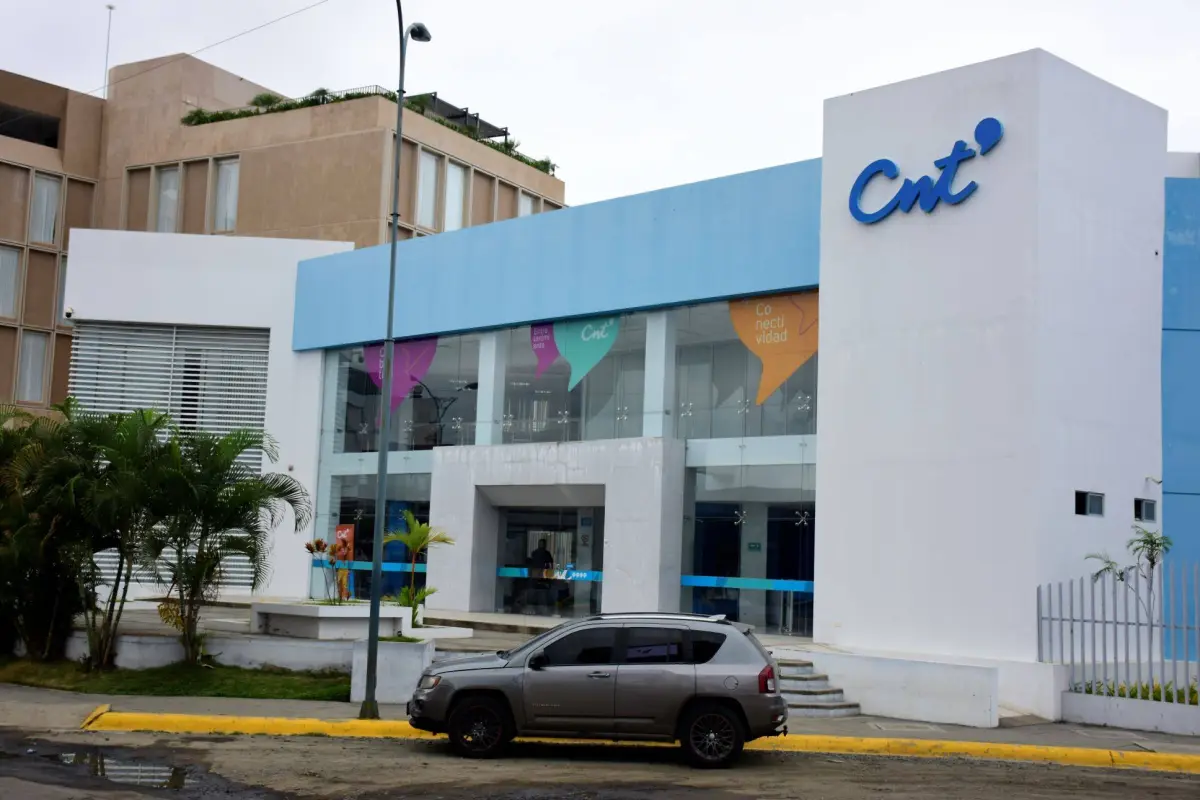 El edificio de CNT en Portoviejo., El Diario