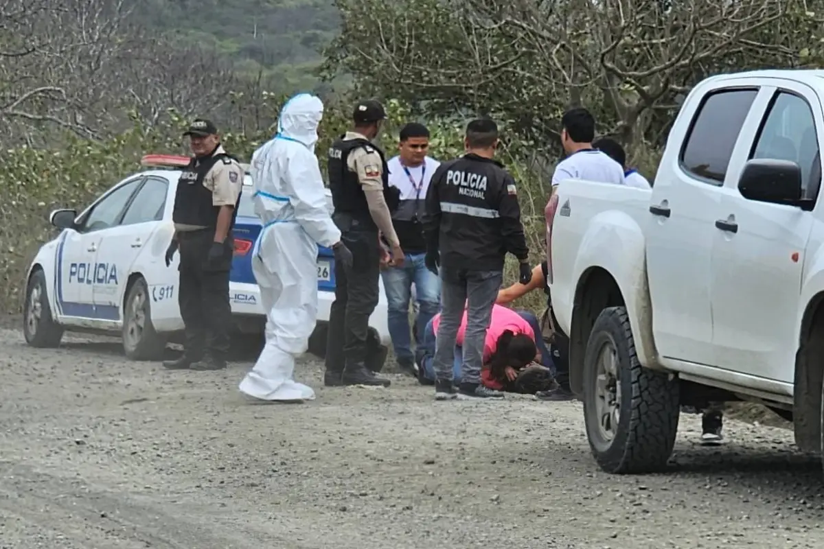 La víctima no fue identificada por los agentes, sin embargo llegaron presuntos familiares al lugar., Cortesía