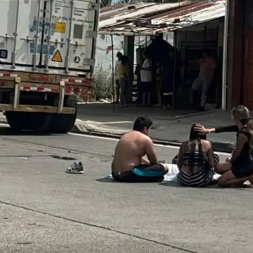 Dos hermanos fallecen tras accidente de tránsito con un tráiler en Puerto Bolívar