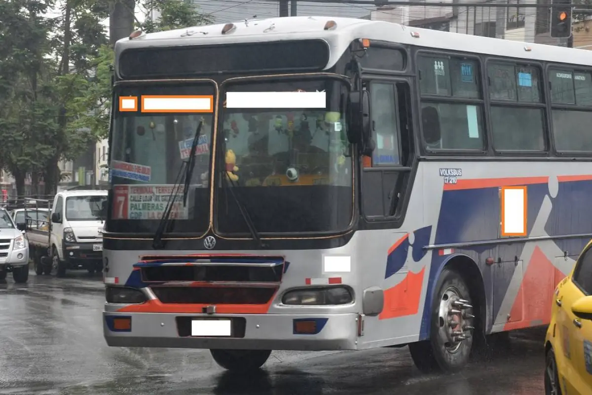 La violación habría ocurrido en el bus urbano (foto referencial)., Diario Centro