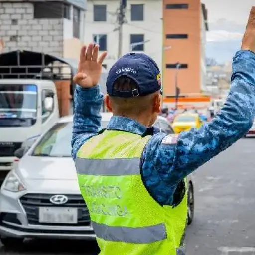Tribunal condena a exagente de tránsito por exigir dinero a ciudadano para evitar sanción