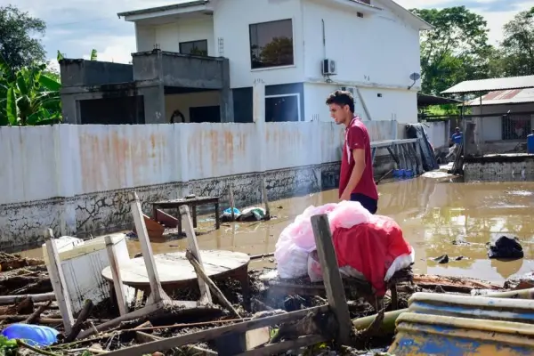 PORTOVIEJO EL NIÑO LLUVIAS INUNDACIONES