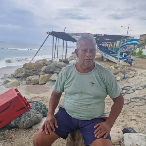 A Cristóbal Mendoza quisieron matarlo en alta mar; hoy sigue pescando