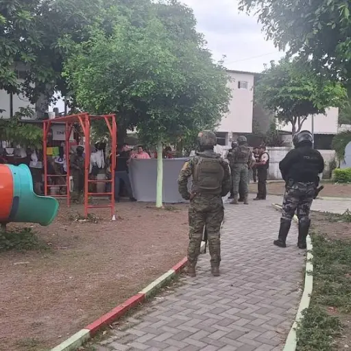 Sicarios asesinaron a un adolescente en el parque del sector Virgen de la Merced en Picoazá