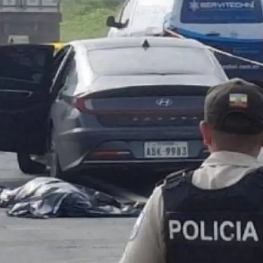 ‘Lluvia’ de 20 balazos acabó con la vida del conductor de un lujoso automóvil en Samborondón  