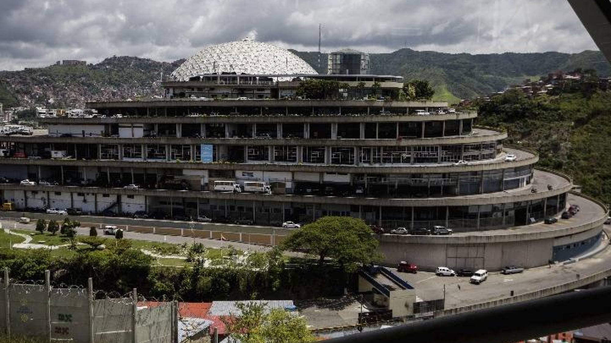 La CIDH ordena el cierre la prisión de El Helicoide en Venez