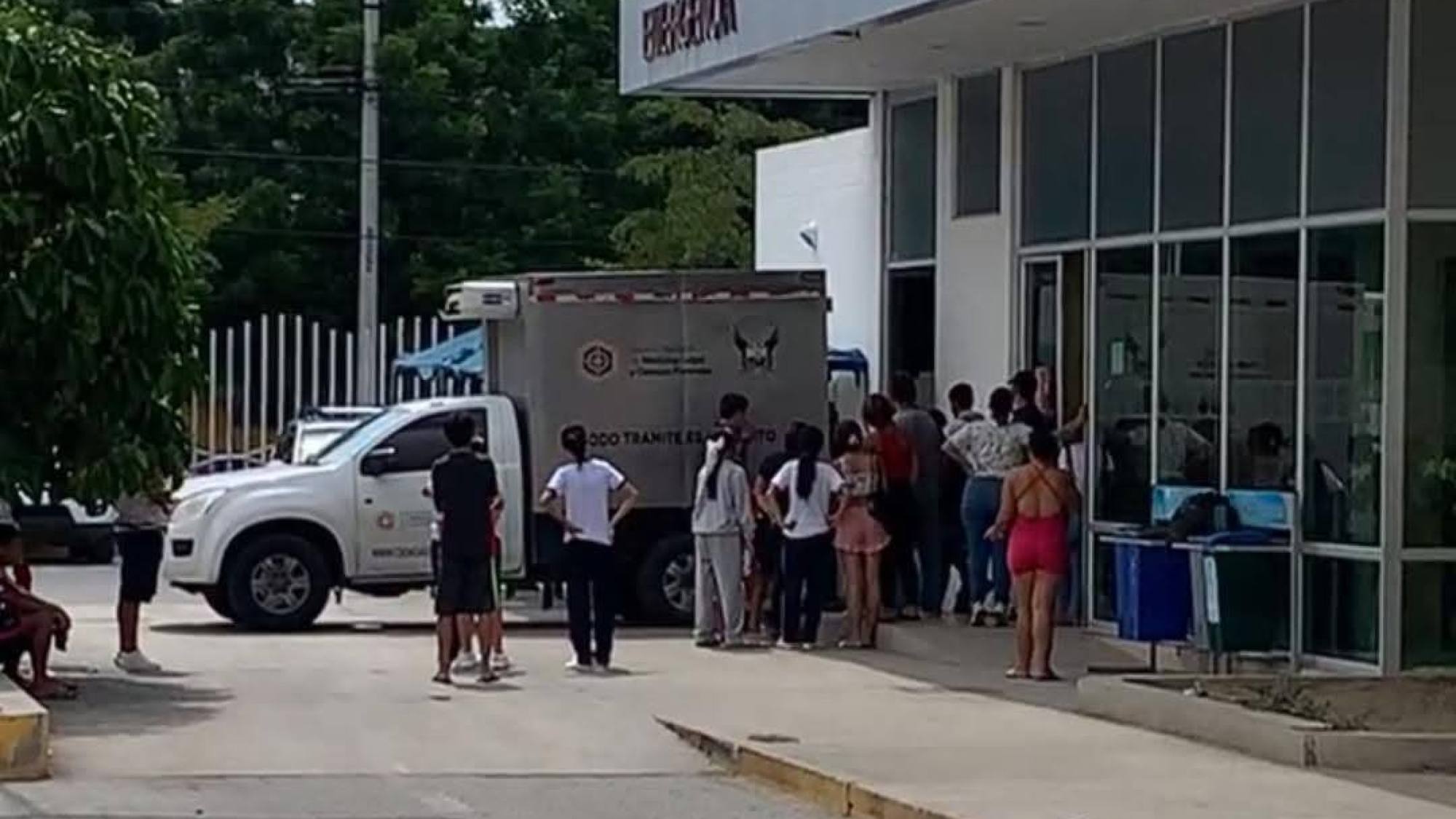 Estudiante murió luego de atentado registrado frente a insti