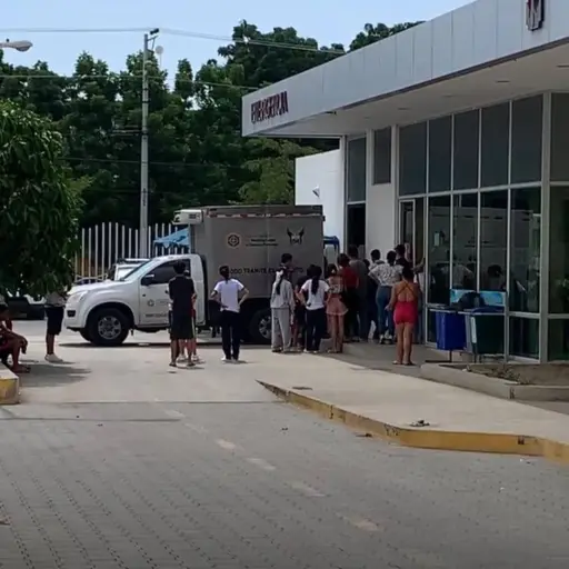 Estudiante murió luego de atentado registrado frente a institución educativa en Manta
