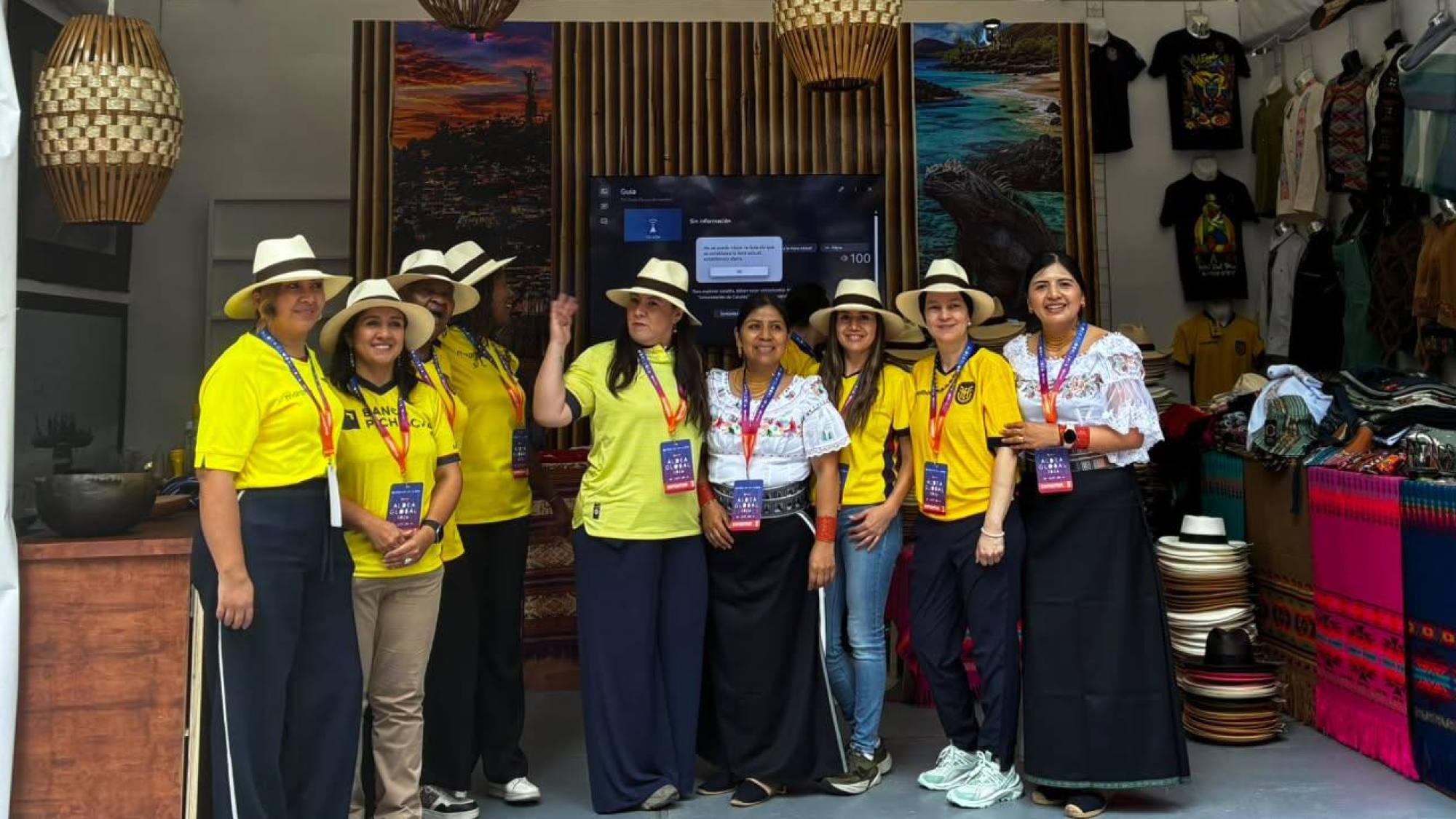 Ecuador está presente en la Aldea Global del México mundiali