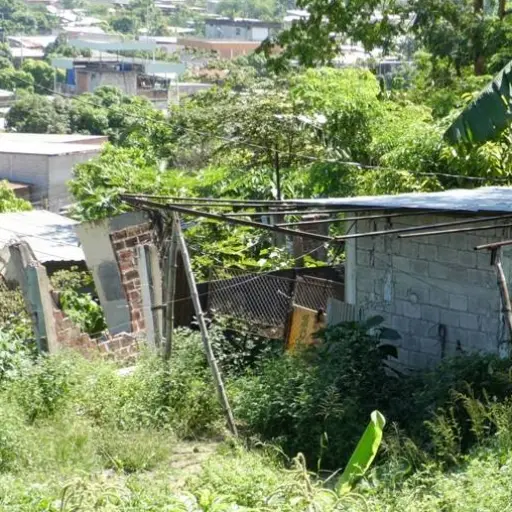 En noviembre iniciará la construcción de 100 viviendas para familias en riesgo de Portoviejo