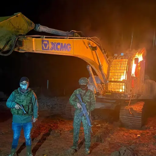Inhabilitan maquinaria y campamento de minería ilegal en Palanda, Zamora Chinchipe