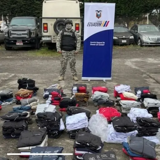Cigarrillos, ropa, electrónicos y whisky: Aduana decomisa mercancía valorada en USD 33.000 durante operativos contra el contrabando