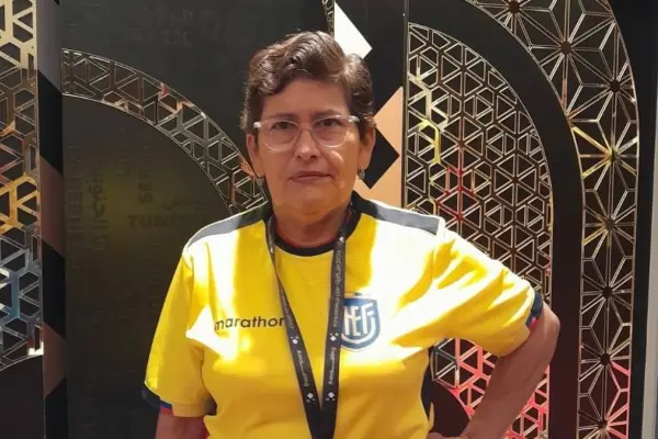 María del Jesús Pinargote, la ecuatoriana que ganó un premio que le permite viajar de por vida al Mundial.