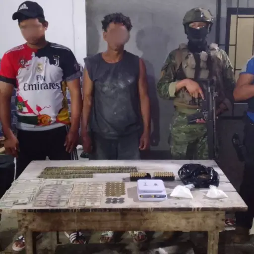 Desmantelan punto de venta de drogas en Cojimíes