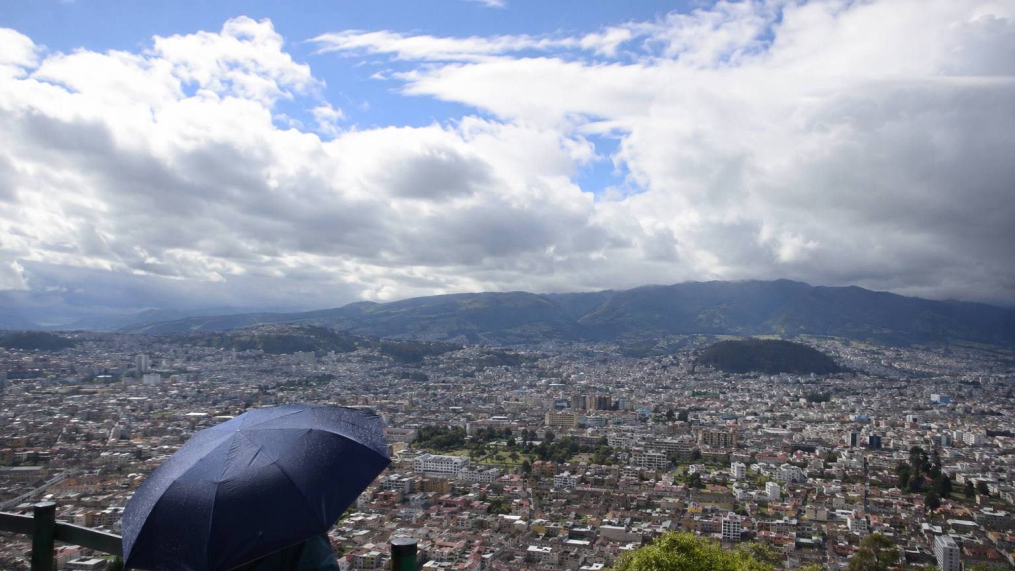 Quito tendrá menos lluvias y más radiación solar durante los