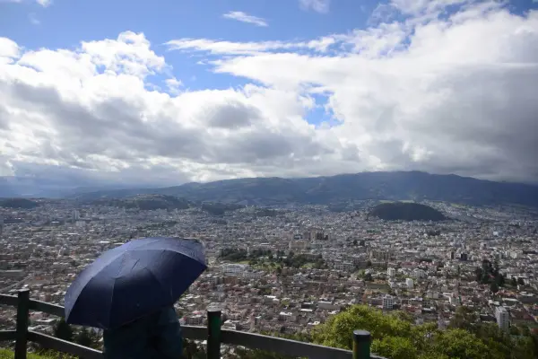 Quito tendrá menos lluvias y más radiación solar durante los próximos días