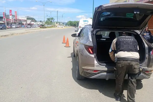 Decenas de vehículos fueron requisados durante los controles viales. ,Cortesía