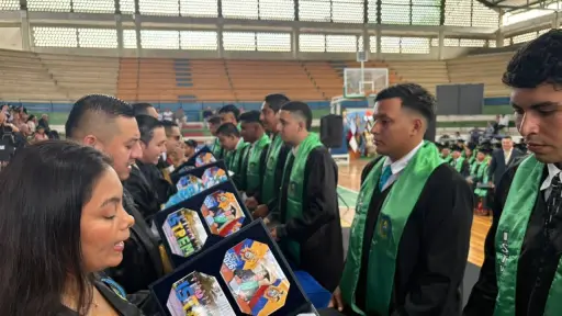 ISTPEM celebra graduación de 154 nuevos tecnólogos en diferentes carreras