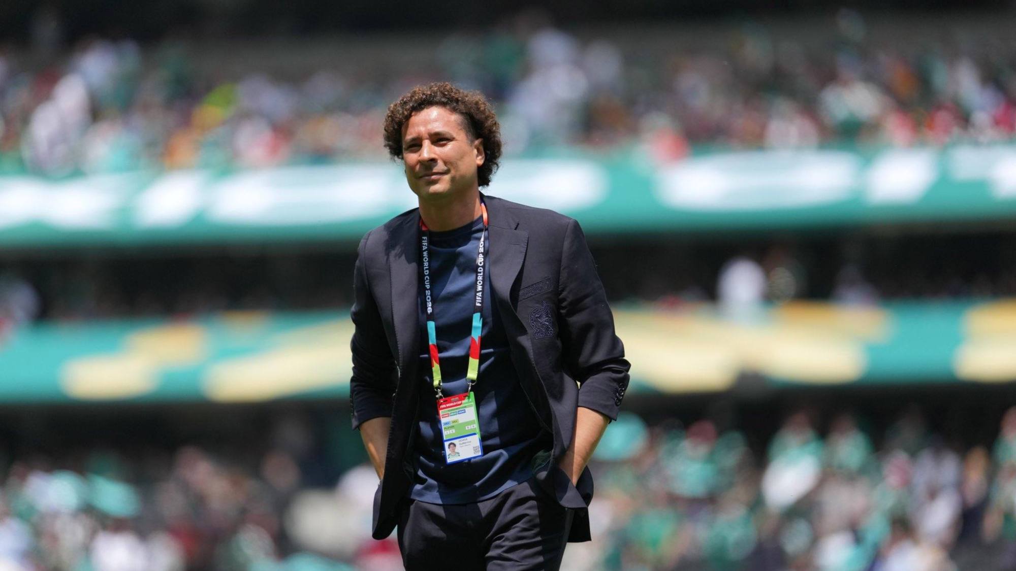 El mexicano Memo Ochoa celebra su histórico récord de seis C