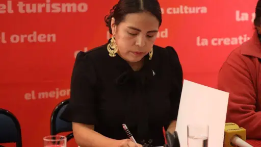 Marisol Peñaloza asume la Alcaldía de Cuenca y anuncia reuniones para analizar la situación del transporte público