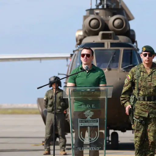 Daniel Noboa autoriza apoyo de militares extranjeros y refuerza la lucha contra el narcoterrorismo en Ecuador