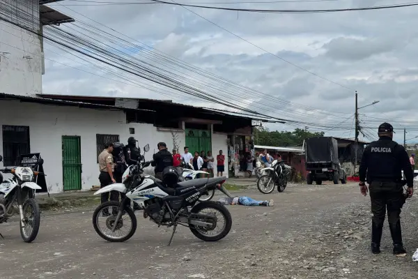 Disparos alarmaron a moradores de Santo Domingo: un presunto asaltante murió en plena calle