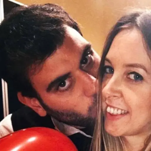 Viajó a Grecia para celebrar su despedida de soltera y murió días antes de casarse