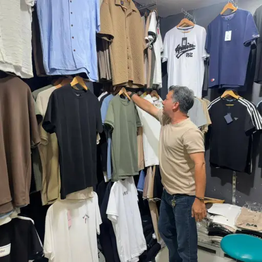¿Ya compraste el regalo? Comerciantes de Portoviejo esperan el “boom” de ventas por el  día del padre 