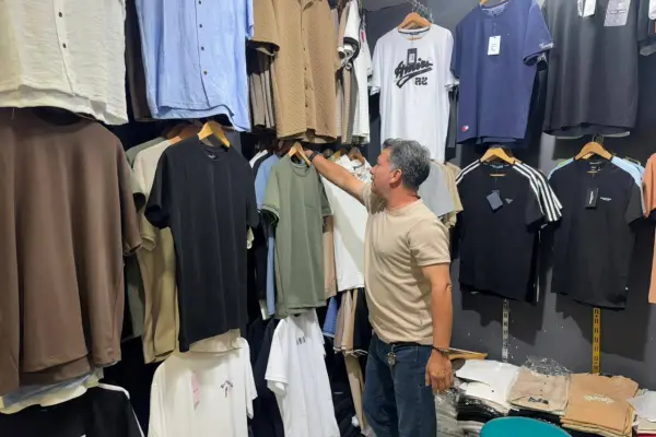 Comerciantes de Portoviejo esperan un incremento en las ventas durante el fin de semana por la celebración del Día del Padre y la fiebre mundialista