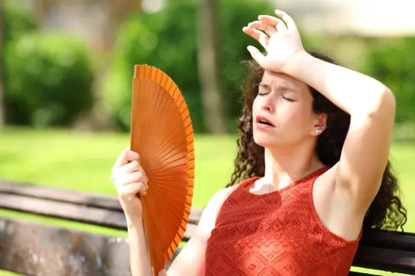 El calor extremo puede traer graves consecuencias al cuerpo humano.