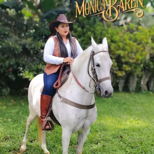 La historia de Mónica Barén: del divorcio a convertir el despecho en música popular