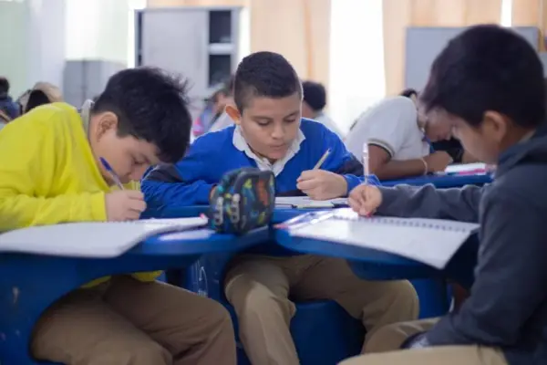 Clases en Ecuador: ¿Podría suspenderse la jornada educativa ante daños causados por El Niño? Esto debes saber.