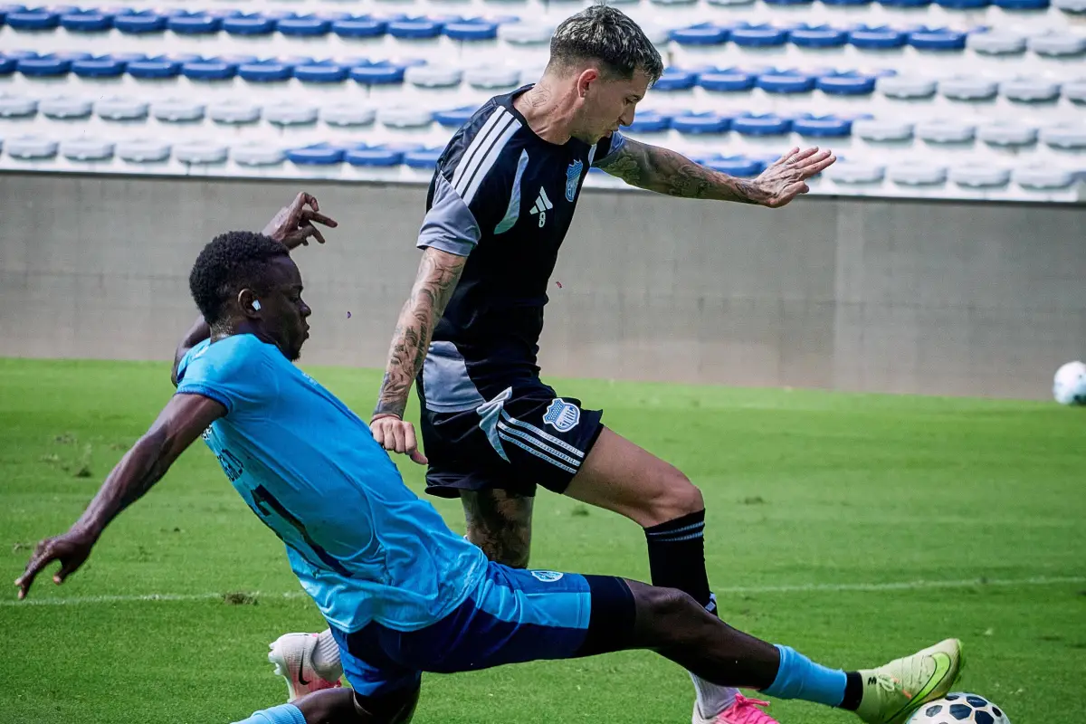 Emelec derrotó a Atlético Rafaella en un encuentro amistoso