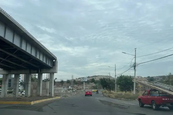 La construcción del Cuarto Puente en Manta, no está contemplada dentro de la inversión del eje vial. ,El Diario