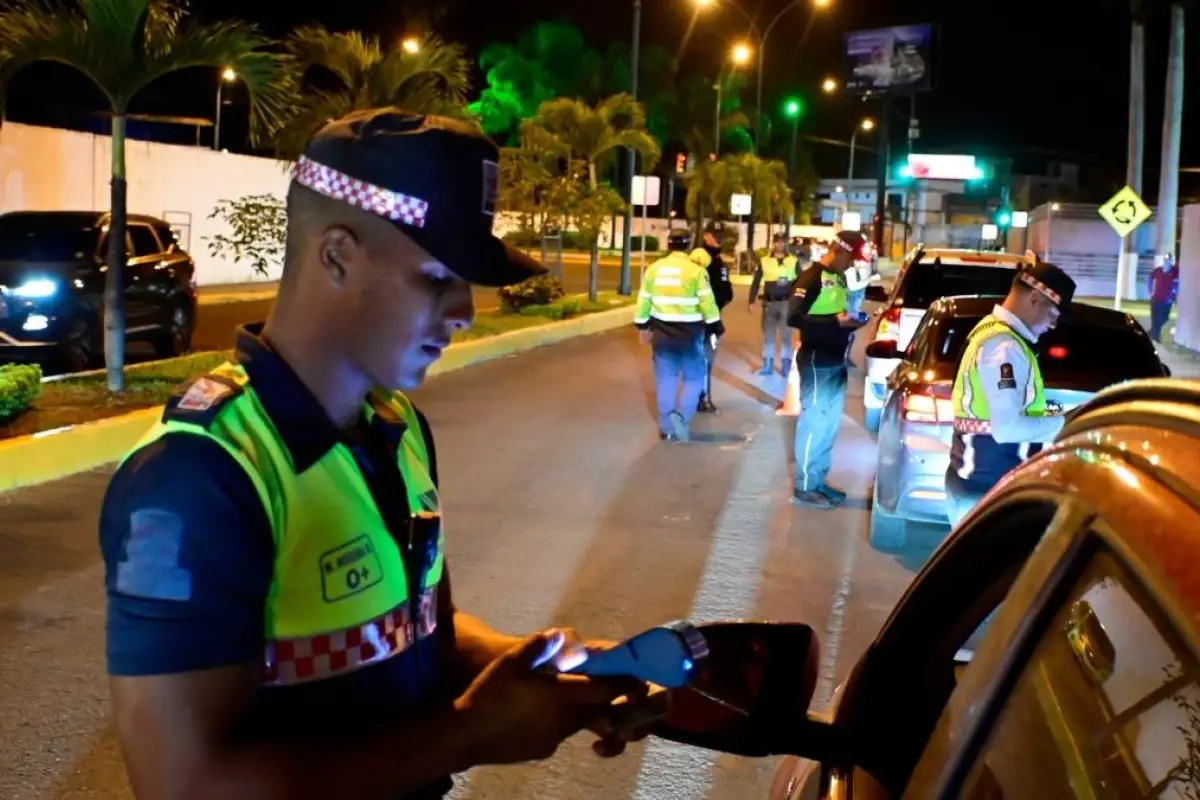 Los operativos en la avenida Manabí son más rigurosos e incluyen cierres viales.