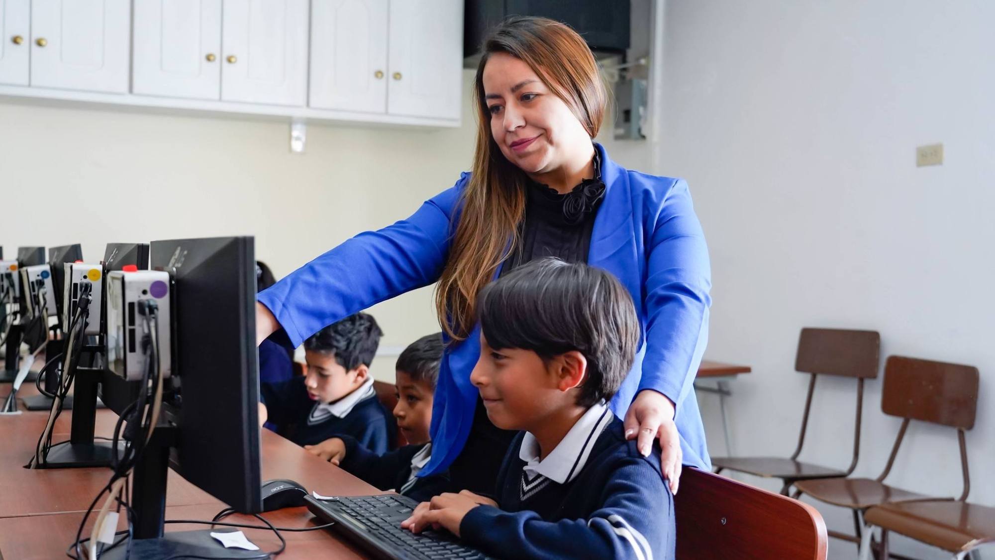 Vacantes en el Ministerio de Educación Ecuador: pasos para p