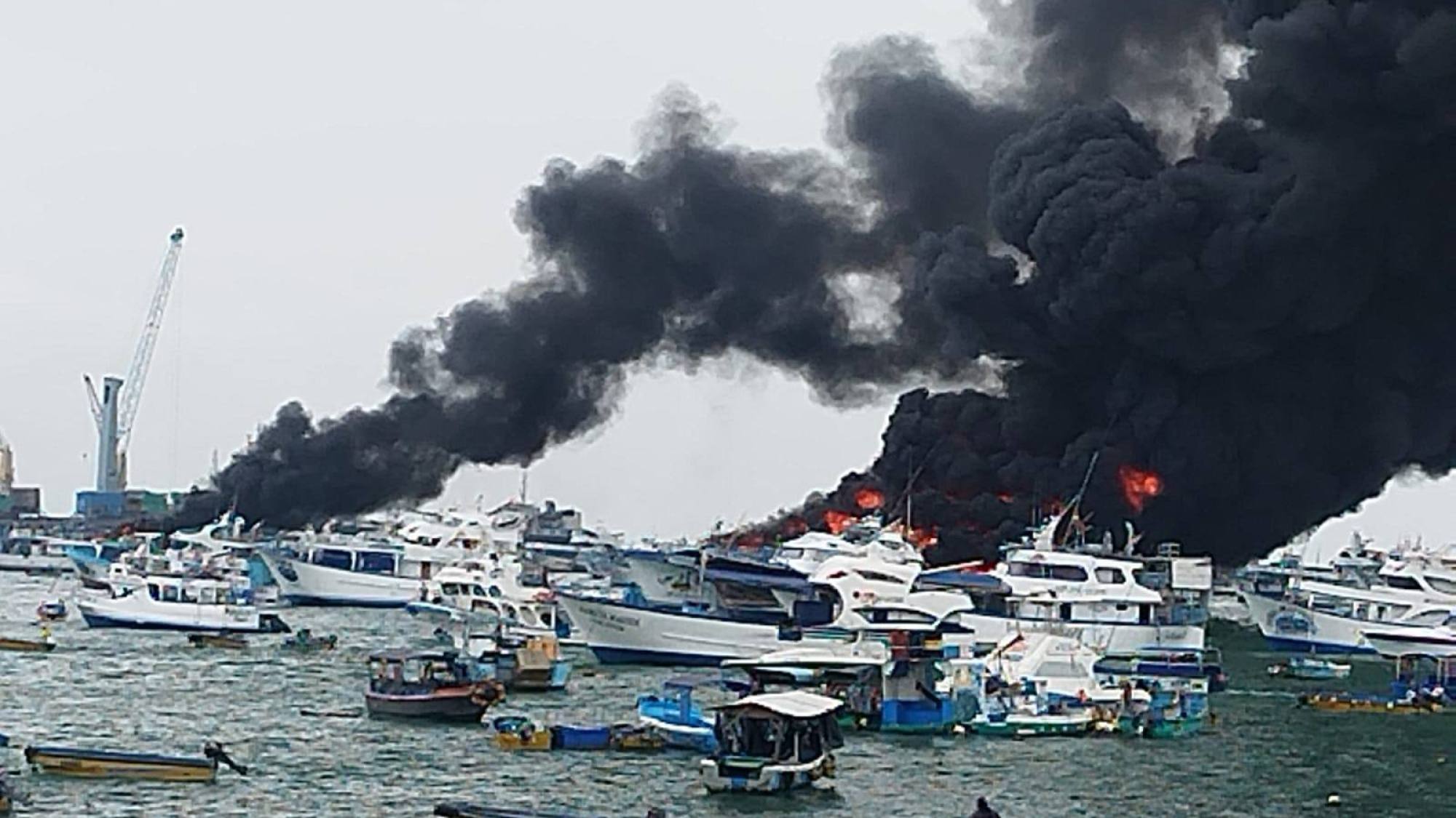 Incendio en el Puerto de Manta: Ministerio del Interior reve
