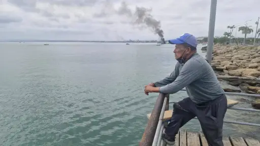 Entre el triunfo y las cenizas: Manta vive el Triatlón Nacional bajo la sombra de la tragedia en el puerto