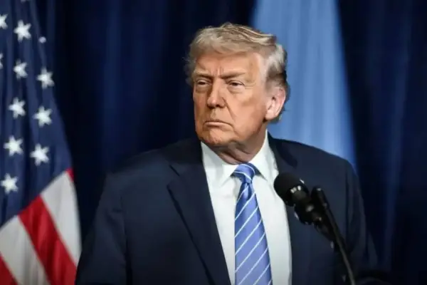 Donald Trump solicita a Israel frenar ataques contra Irán