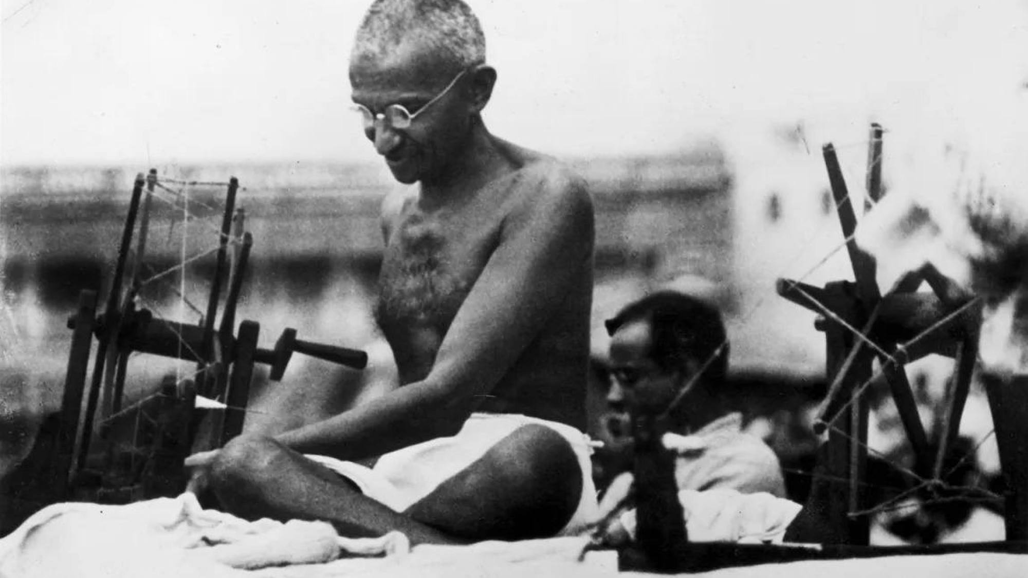 Mahatma Gandhi: la muerte violenta del apóstol de la paz en 