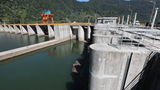 Contrato para que Powerchina administre y opere Coca Codo Sinclair se firmaría recién hasta diciembre, según el Gobierno
