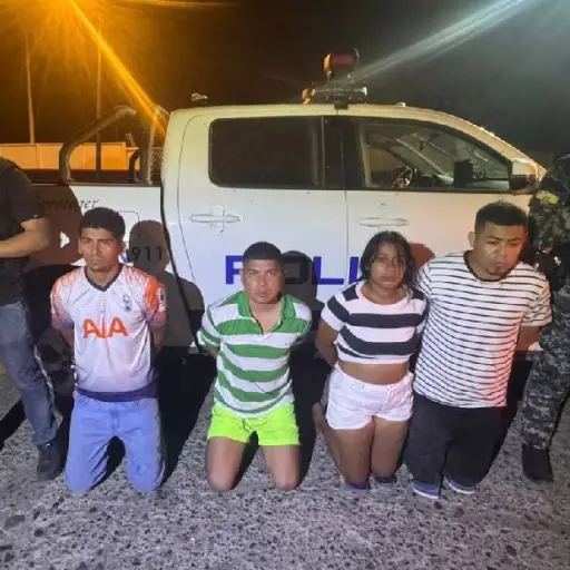 Armas, motos y miles de dólares: así operaba una banda de extorsionadores desmantelada en Guayas y Los Ríos