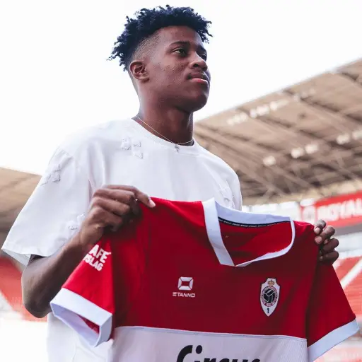 Carlos Daniel Mejía firma un contrato de cuatro años con el Royal Antwerp de la Primera División belga
