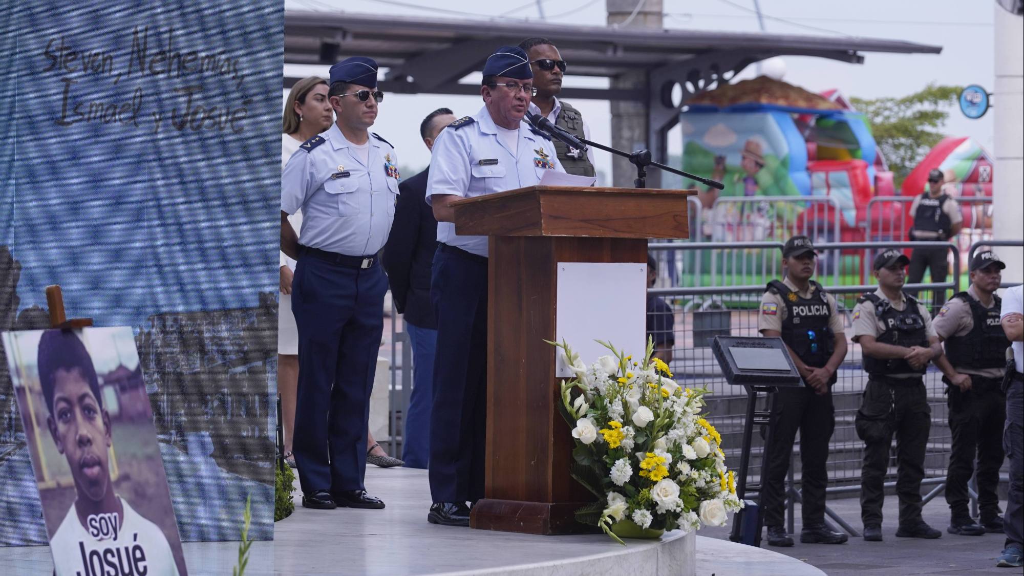 Fuerza Aérea ofrece disculpas públicas por la muerte de cuatro menores en Guayaquil