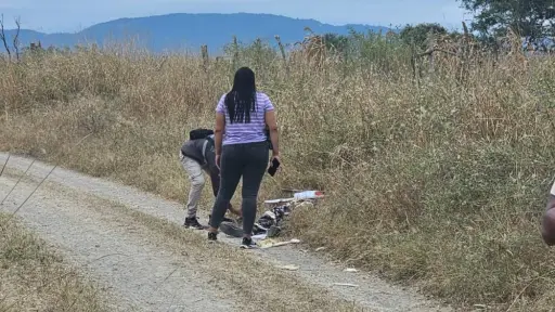 Encuentran el cadáver de un hombre en una zona rural de Montecristi; había un panfleto 