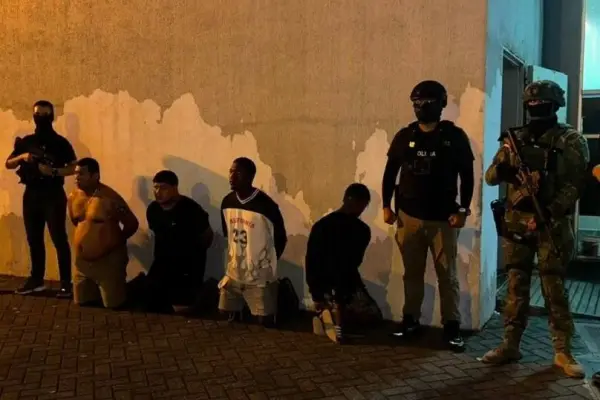 Los cuatro sospechosos detenidos en Socio Vivienda, según las Fuerzas Armadas, pertenecen al grupo delictivo \