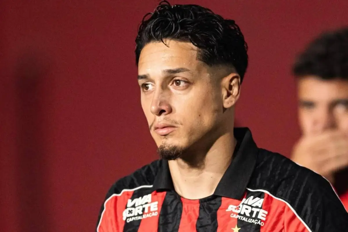 El delantero ecuatoriano Enrique 'Kike' Saverio no continuará en Vitória