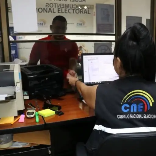 El CNE designa nueva directora en Santo Domingo de los Tsáchilas tras renuncia de la anterior titular 